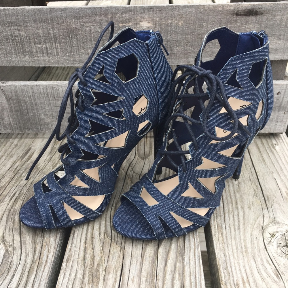 Qupid Sz 6 Blue Denim Lace-Up Heeled Sandals! NEW! - Picture 2 of 9